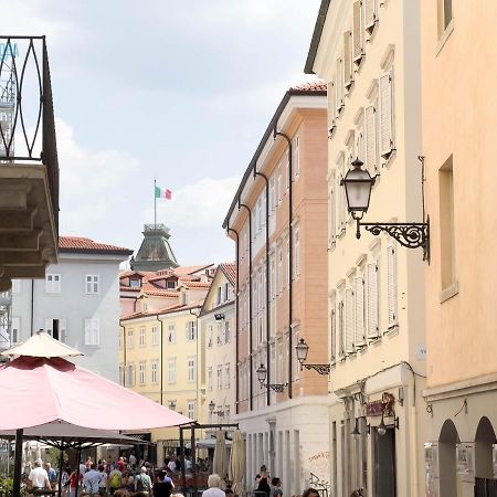 Cavana 2 Tirabora Short Rent Trieste Eksteriør billede